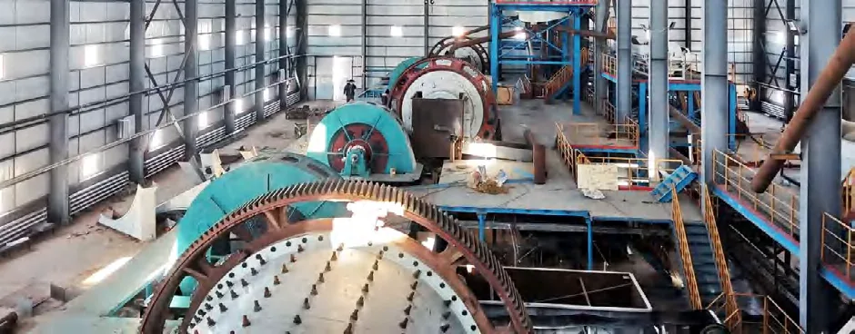 Grinding circuit at a molybdenum plant